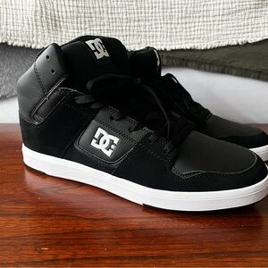 Men’s DC Cure Red and Black Shoe Box